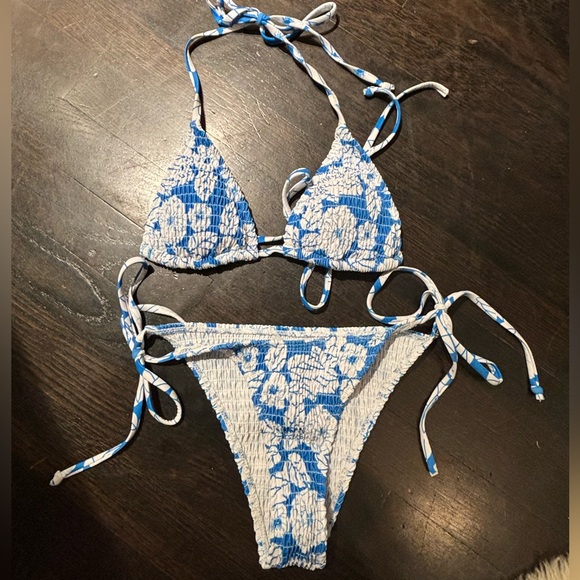 SOLD - Picture 2 of 3